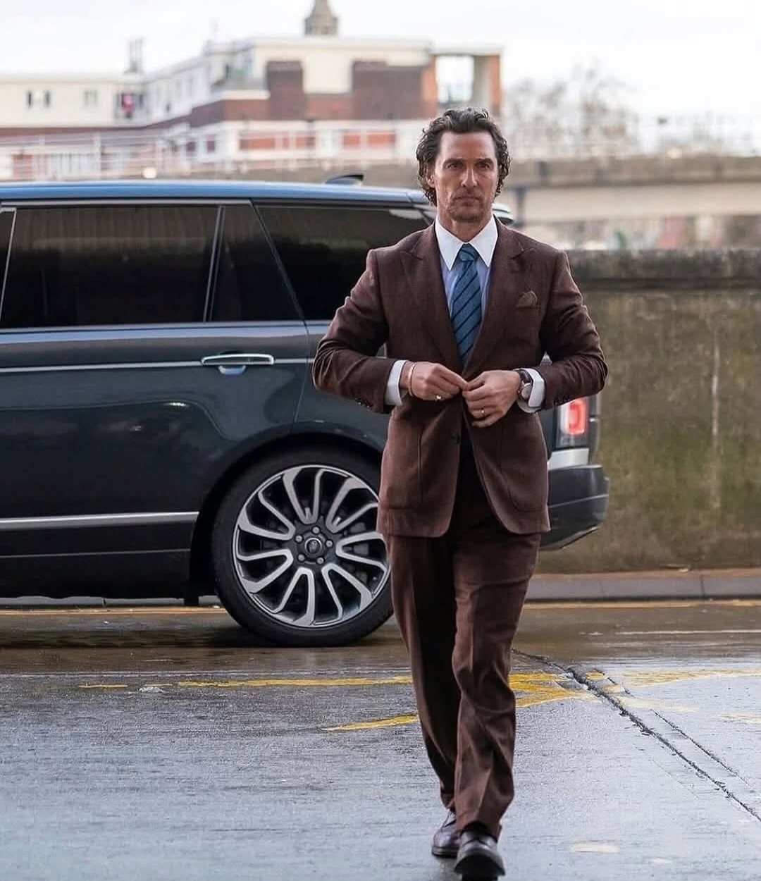 45 year old man runs away from home after discovering his 3 kids were not his biological kids